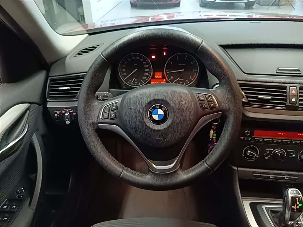 BMW X1, 2015 11