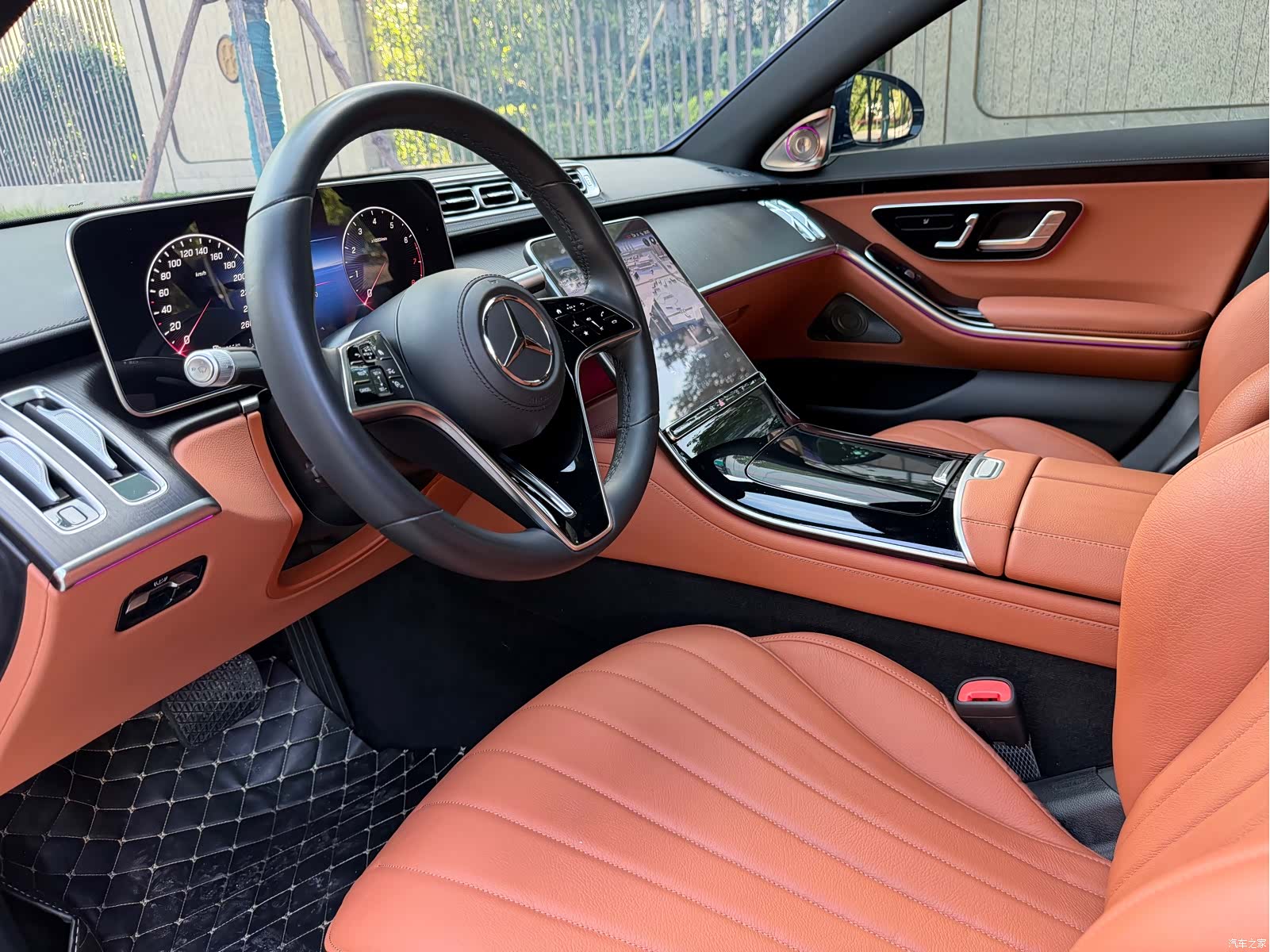 Mercedes-Benz S-Class, 2024 9
