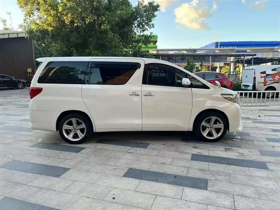 Toyota Elfa Toyota Elfa