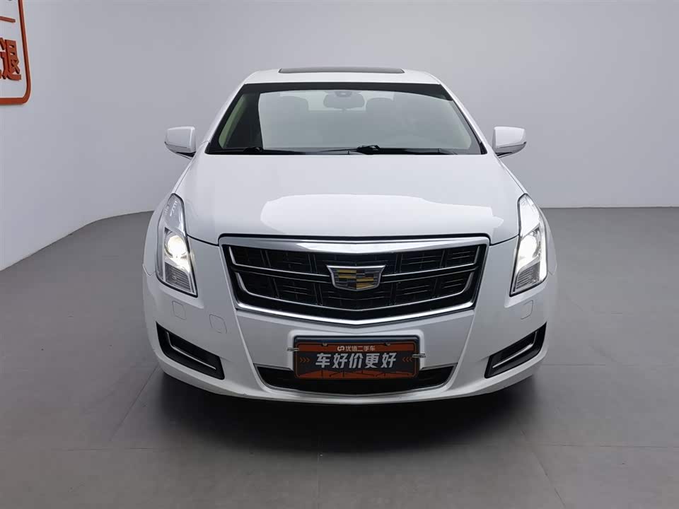 Cadillac XTS