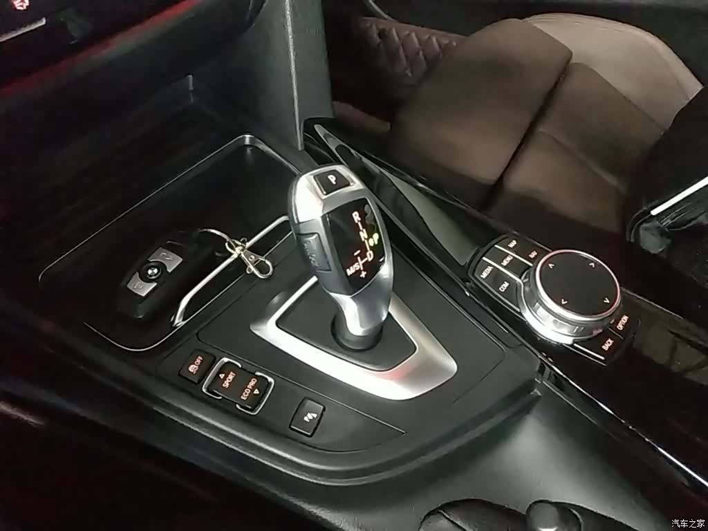 BMW 3 Series, 2019 10