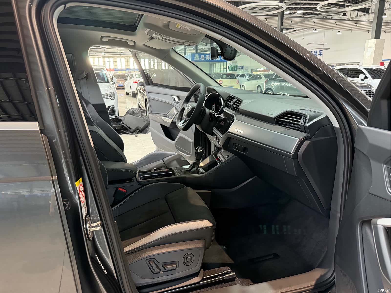 Audi Q3, 2023 9