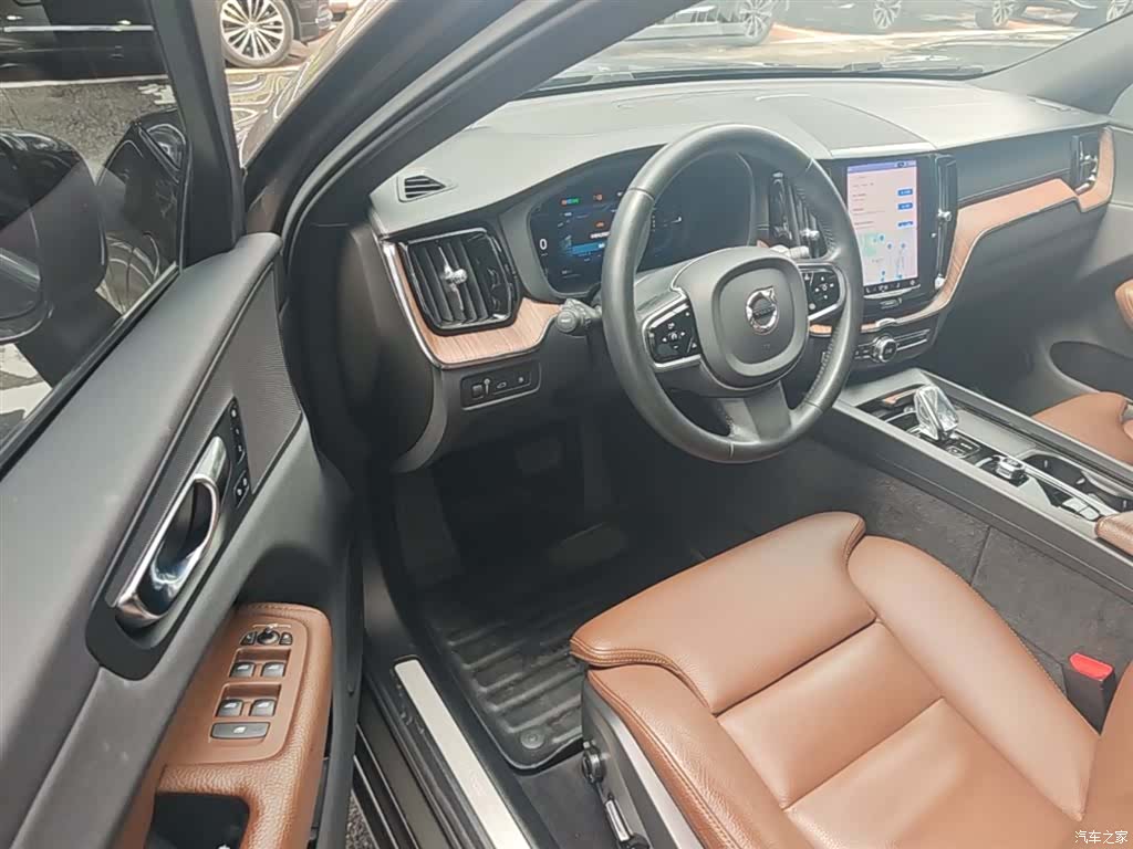 Volvo XC60, 2021 16