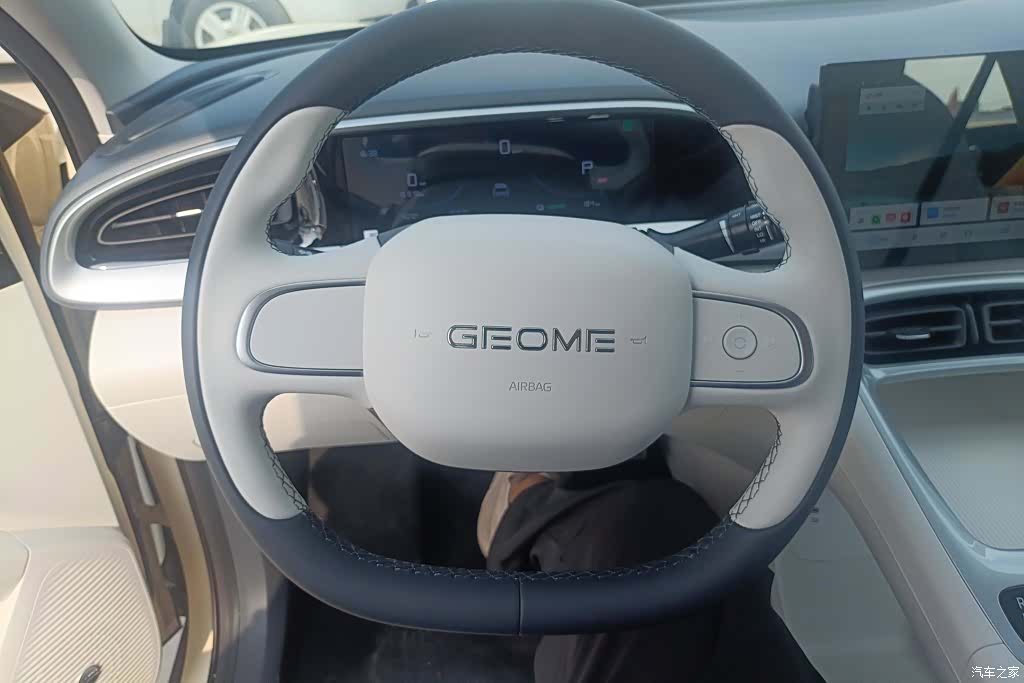 Geely Xingyuan, 2026 15