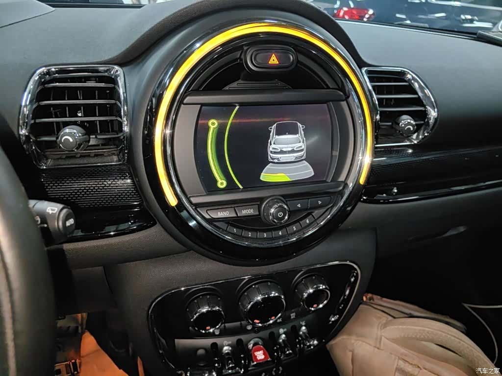 Mini Clubman, 2018 13
