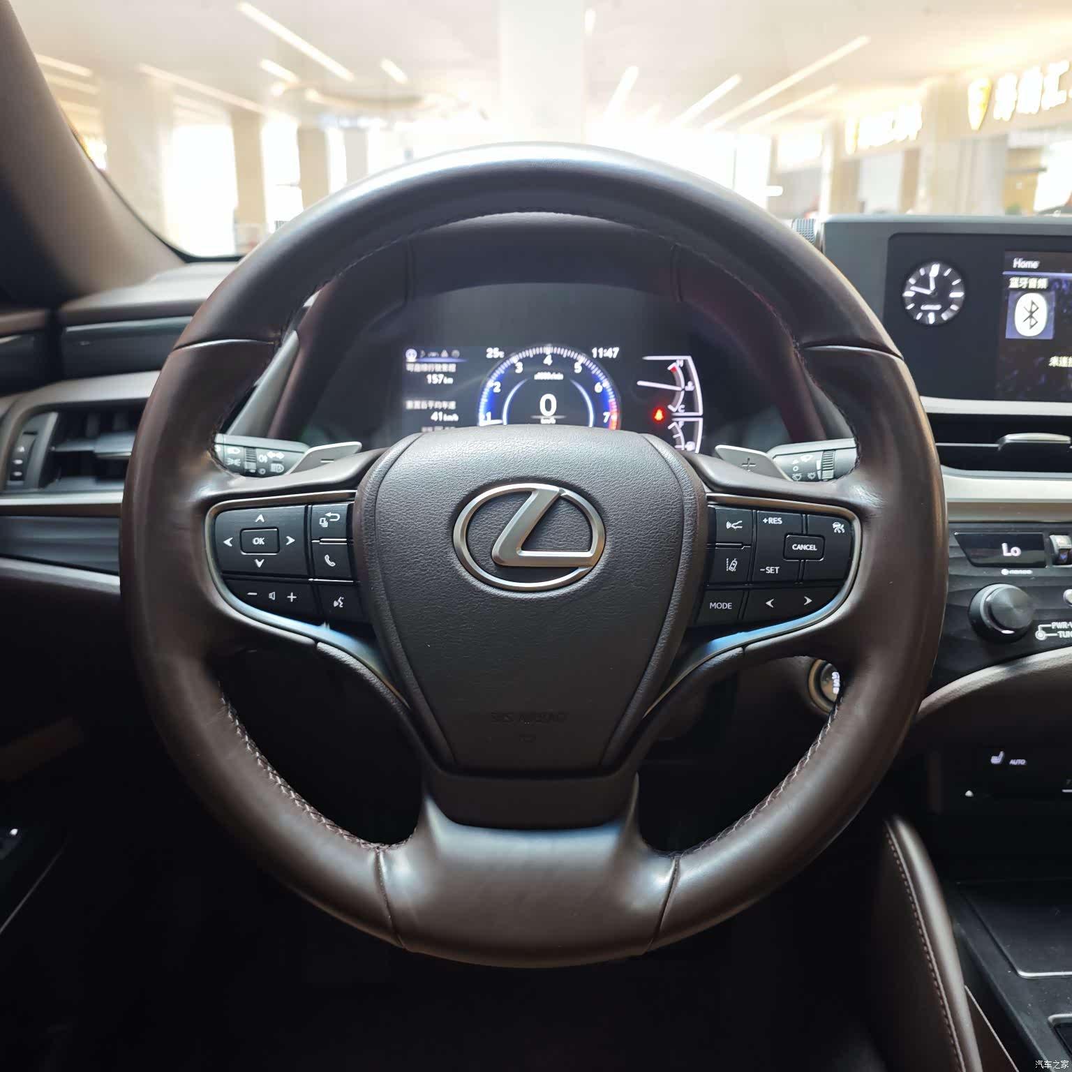 Lexus ES, 2020 16