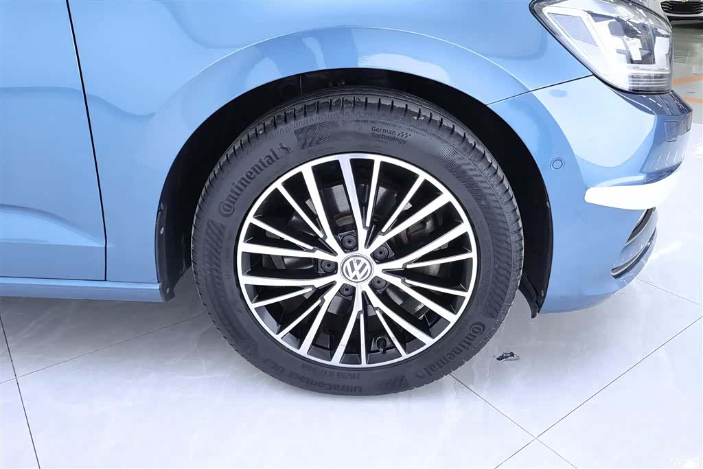 Volkswagen L, 2016 6