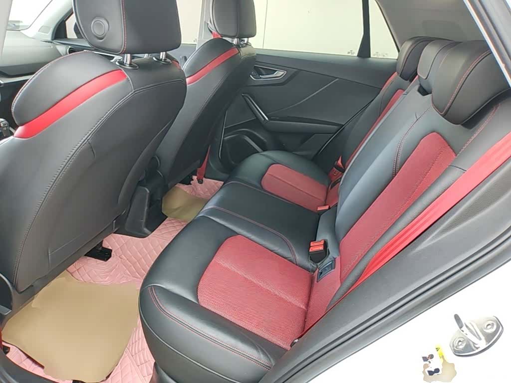 Audi Q2L, 2021 17