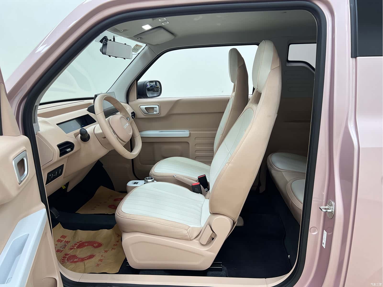 Geely Panda, 2024 15