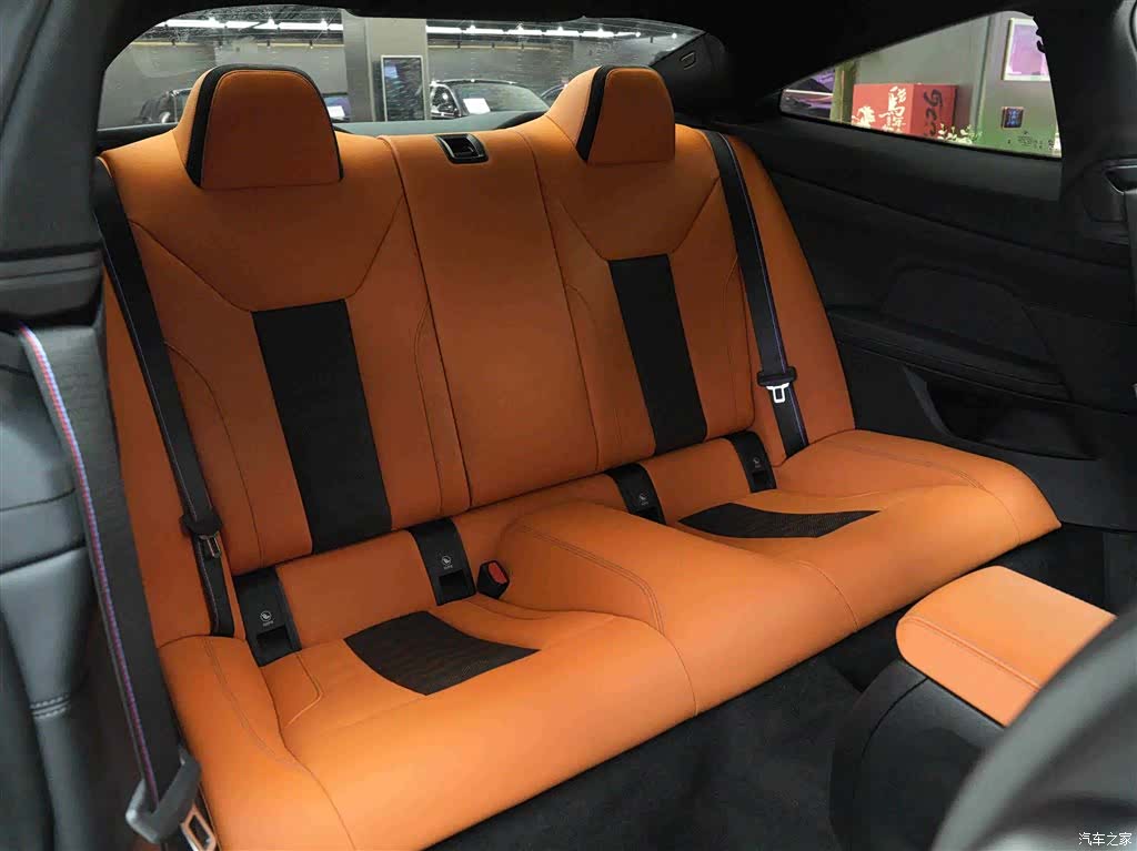 BMW M4, 2025 14