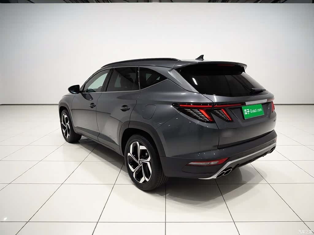 Hyundai Tucson L, 2022 4