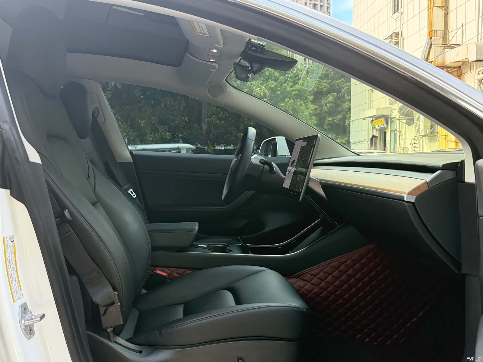 Tesla Model 3, 2020 4