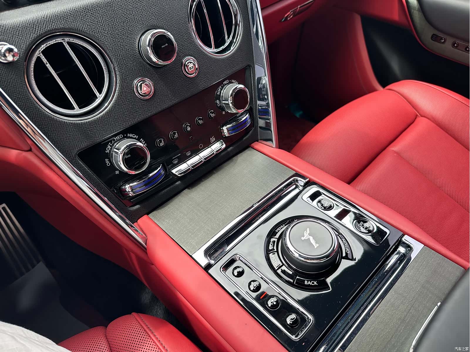 Rolls-Royce Cullinan, 2019 8