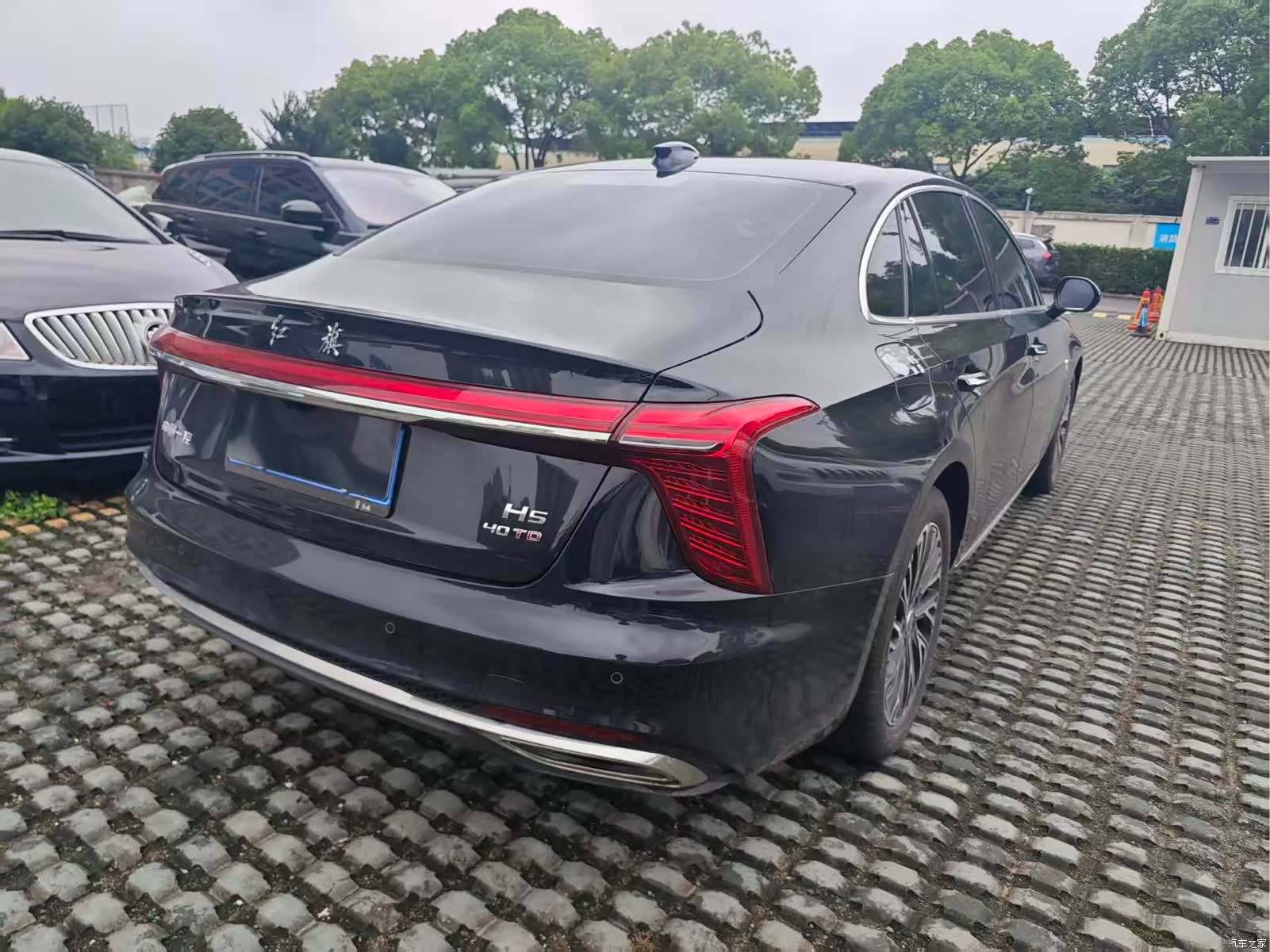 Hongqi H5, 2025 6