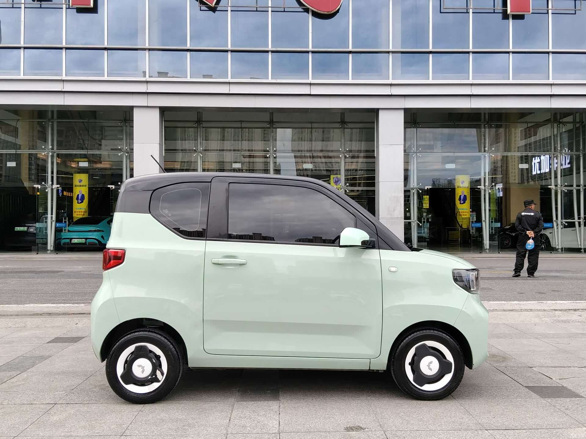 Wuling MINIEV, 2021 4