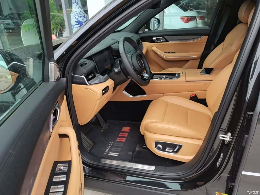 Lynk & Co 02, 2025 16