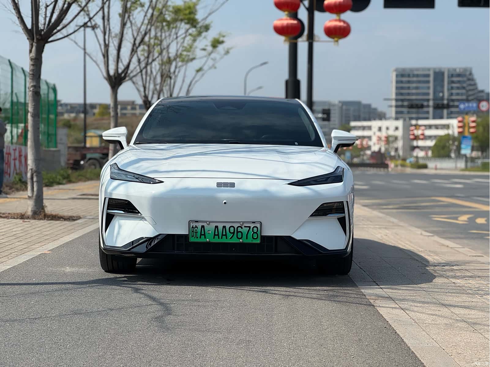 Geely E8, 2024 2