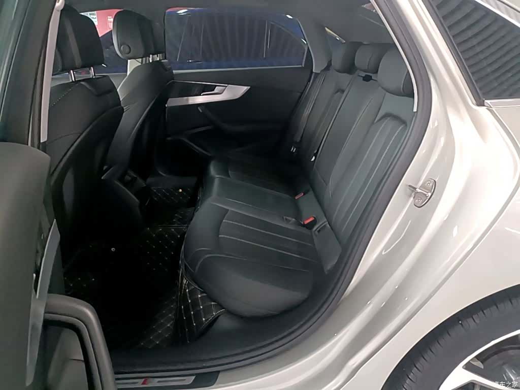 Audi A4L, 2021 17