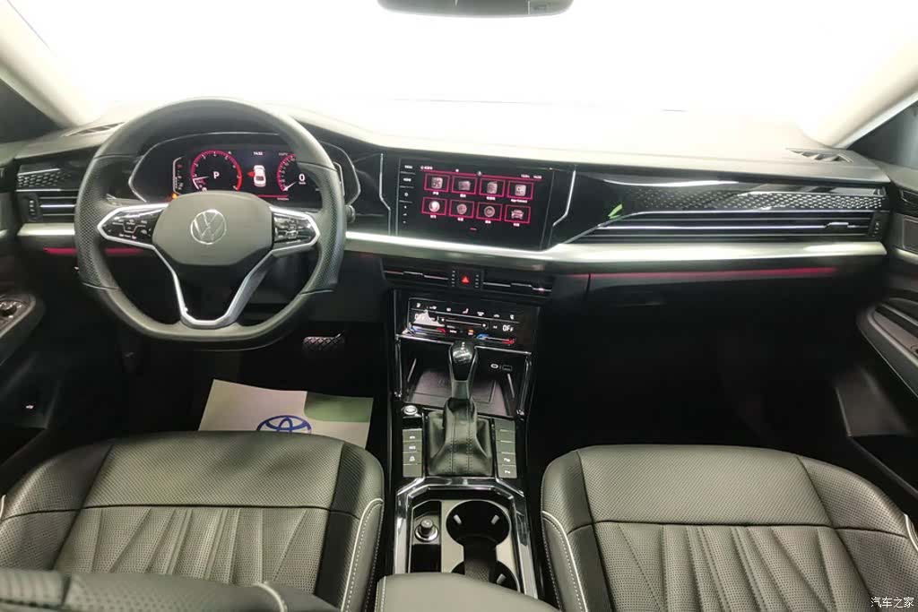 Volkswagen Passat, 2022 12