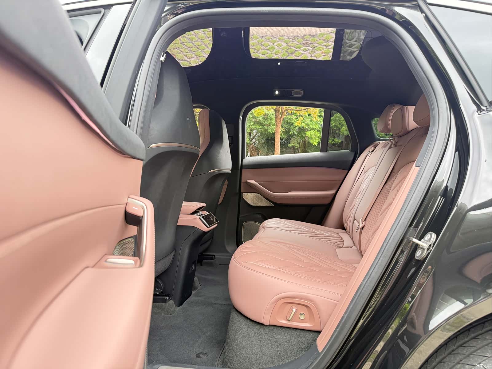 NIO EC6, 2025 10