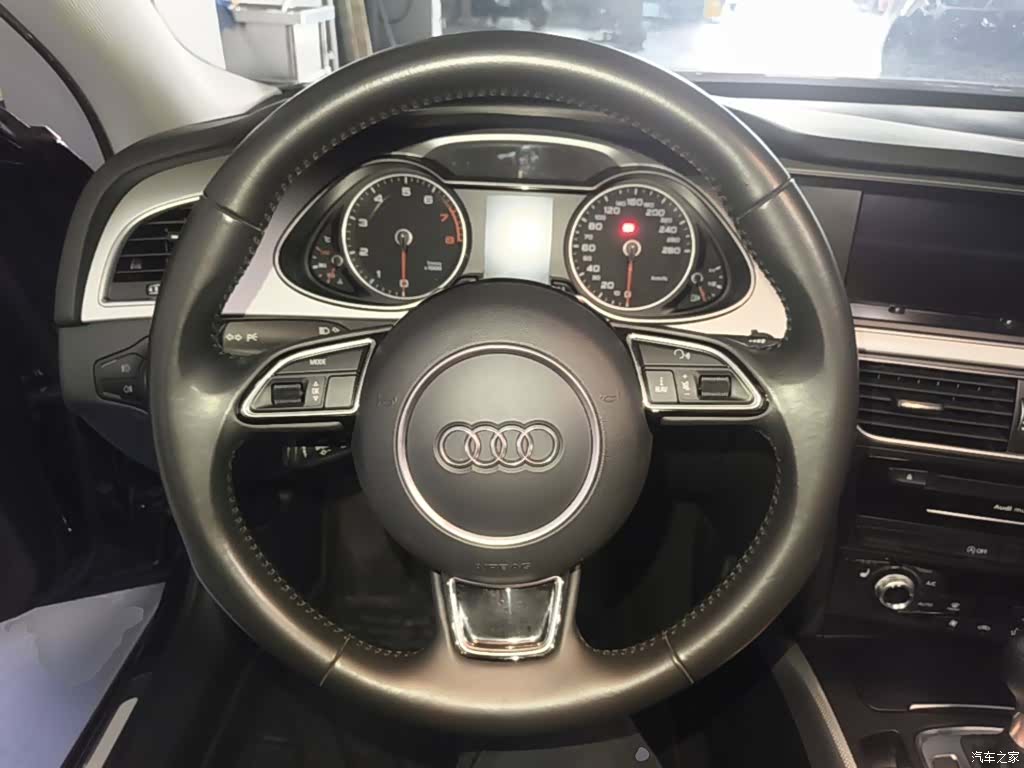 Audi A4, 2016 11