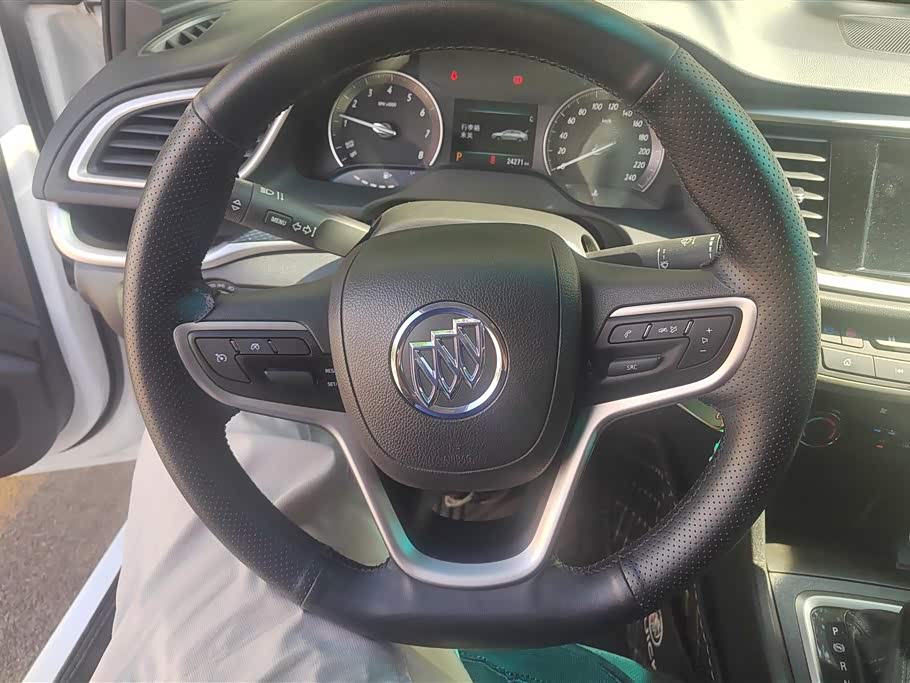 Buick Yinglang