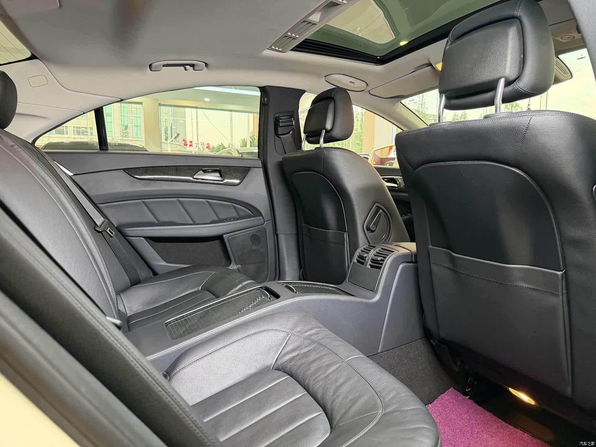 Mercedes-Benz CLS, 2015 17