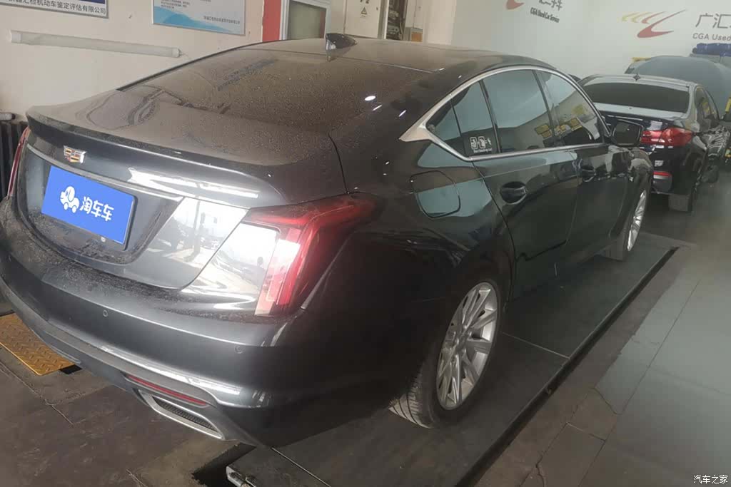 Cadillac CT5, 2021 3