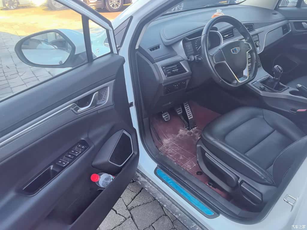 Geely Emgrand, 2018 16