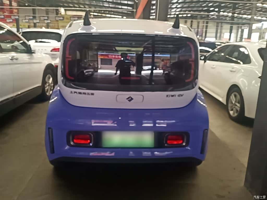 Wuling KiWi, 2024 6
