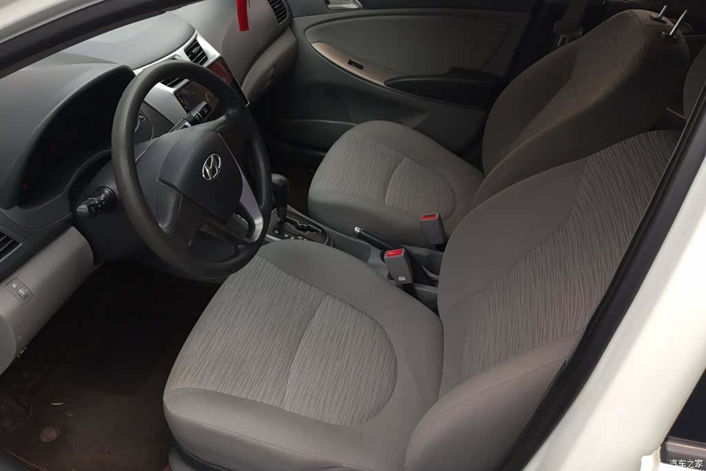 Hyundai GLS, 2014 9