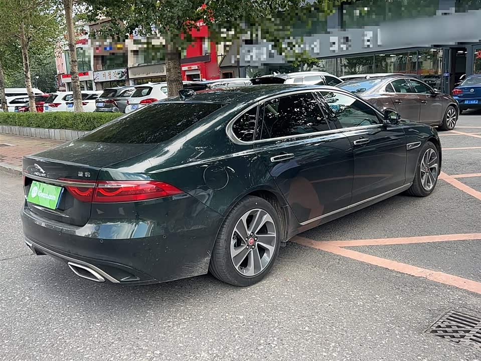 Jaguar XFL