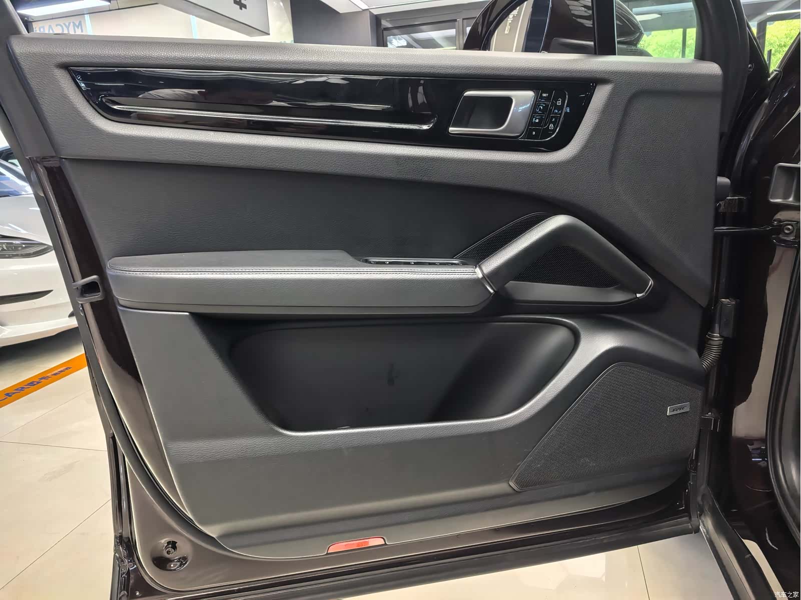 Porsche Cayenne, 2020 7