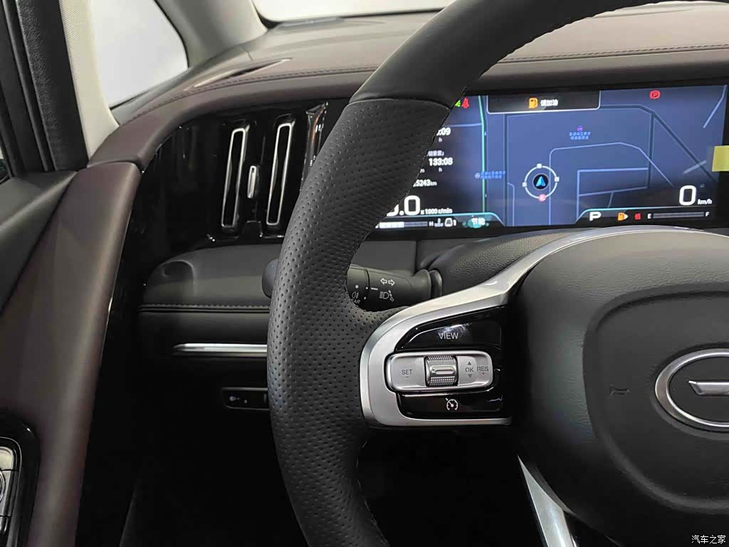 Trumpchi M8, 2025 13