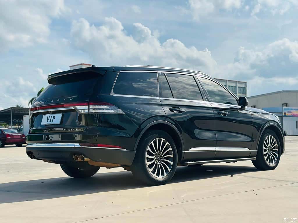 Lincoln Aviator, 2021 6