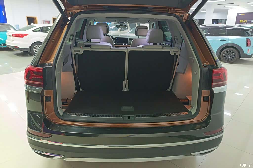 Volkswagen Teramont, 2023 4