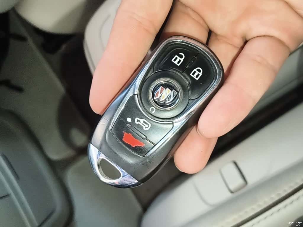 Buick GL8, 2022 9