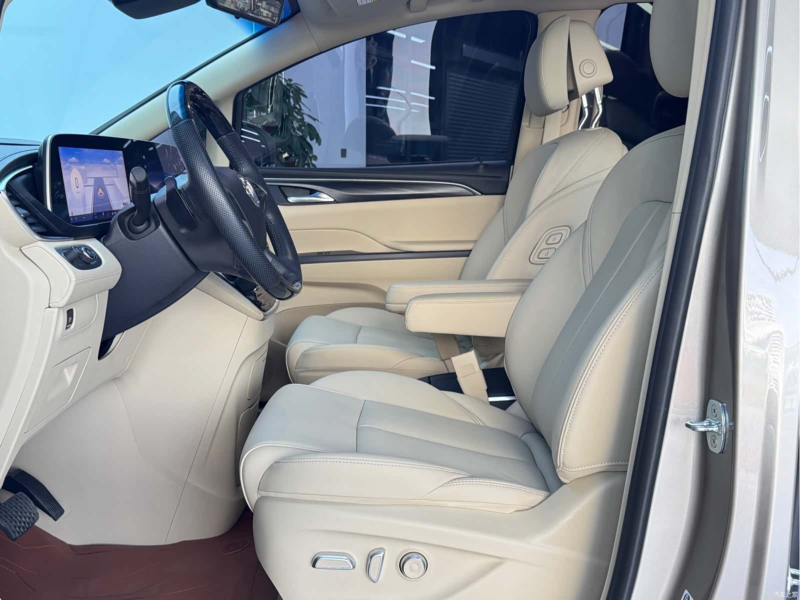 Buick GL8, 2024 все фото