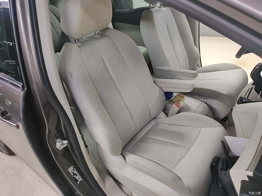 Buick GL8, 2023 25