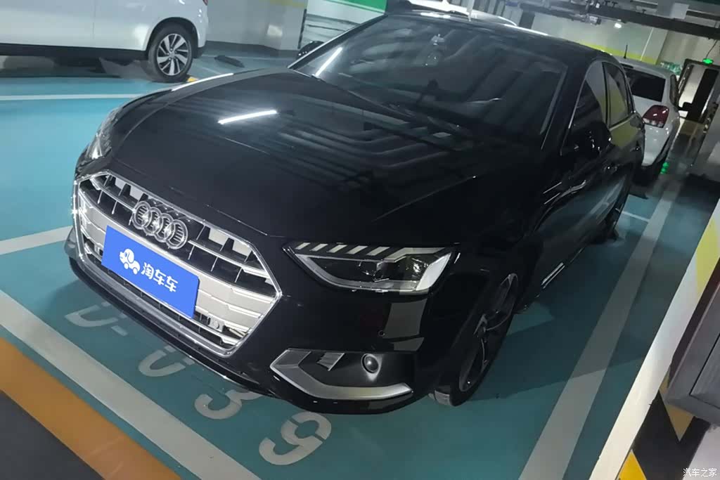 Audi A4L, 2021 1