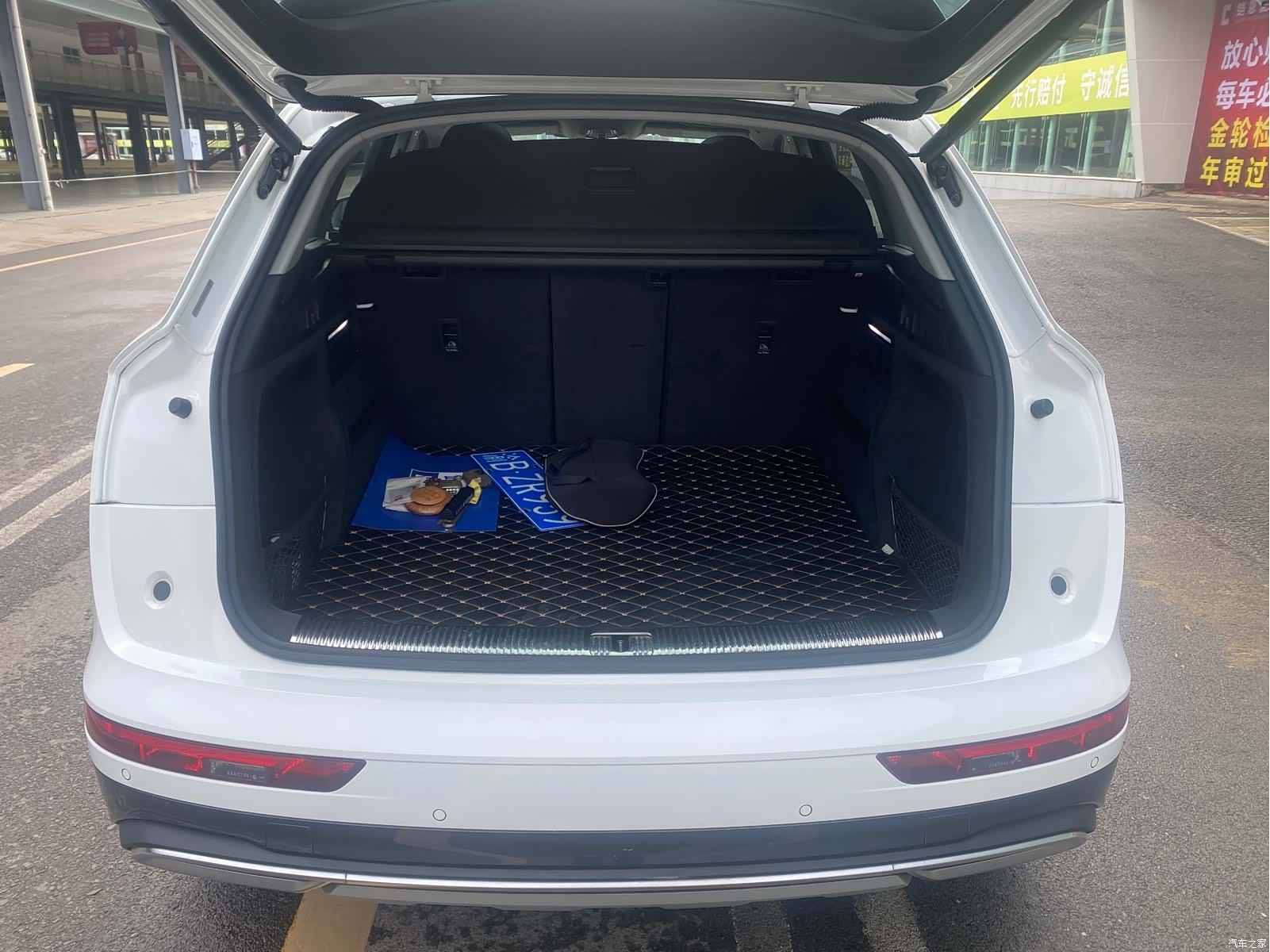 Audi Q5L, 2022 11