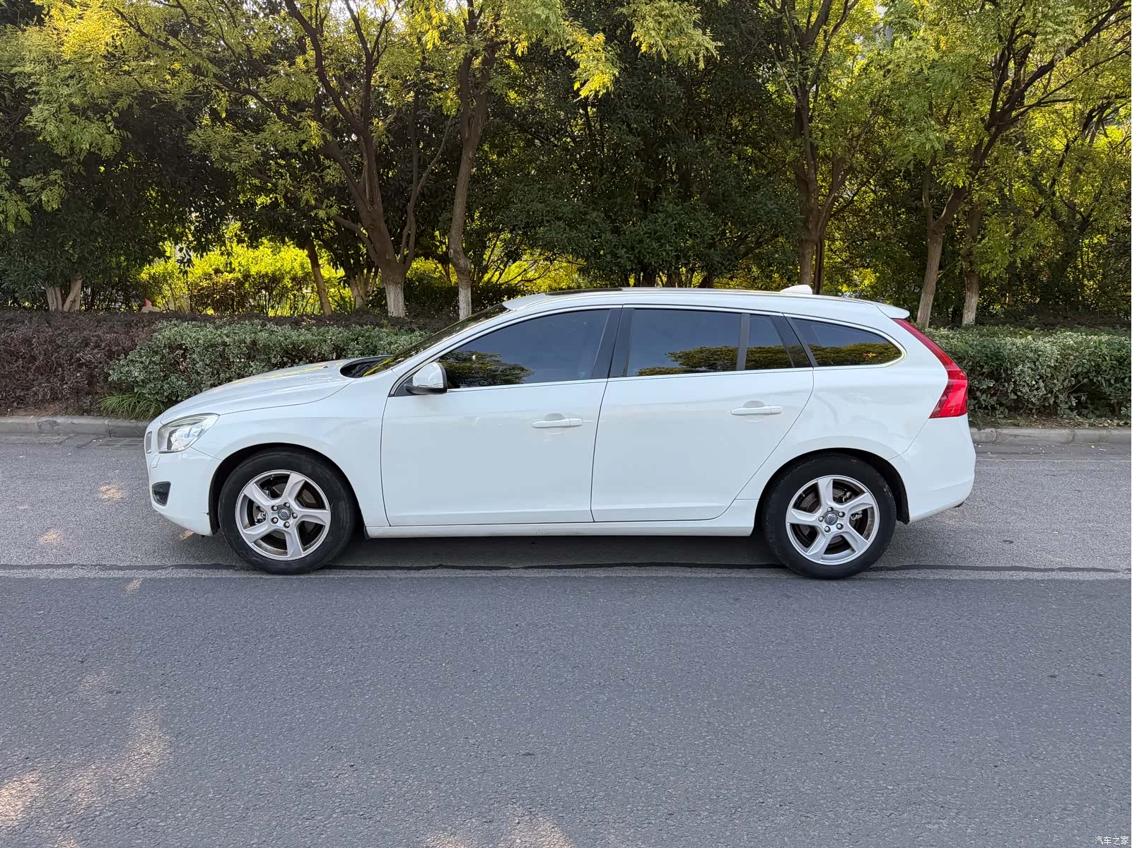 Volvo V60, 2013 4