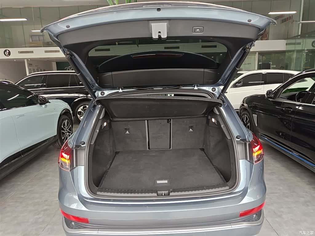 Audi Q4 e-tron, 2022 18
