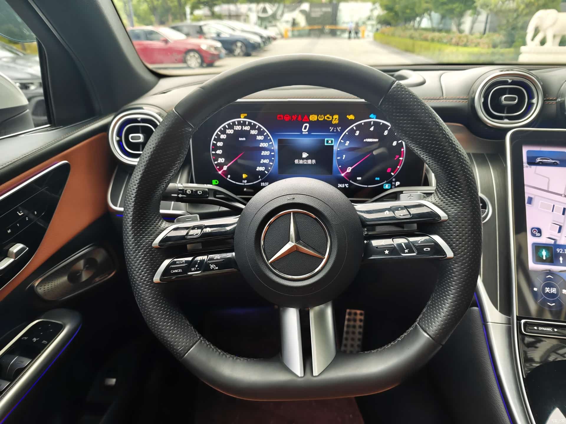 Mercedes-Benz GLC, 2023 25