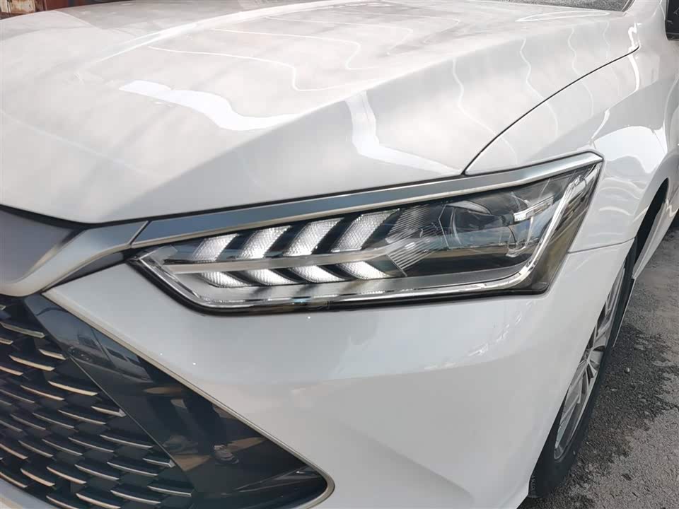 BYD Qin Yuan BYD Qin Yuan