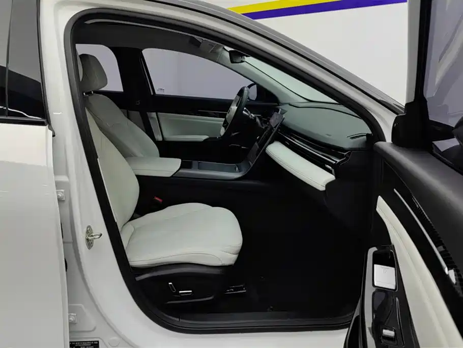 Geely Galaxy Galaxy L6