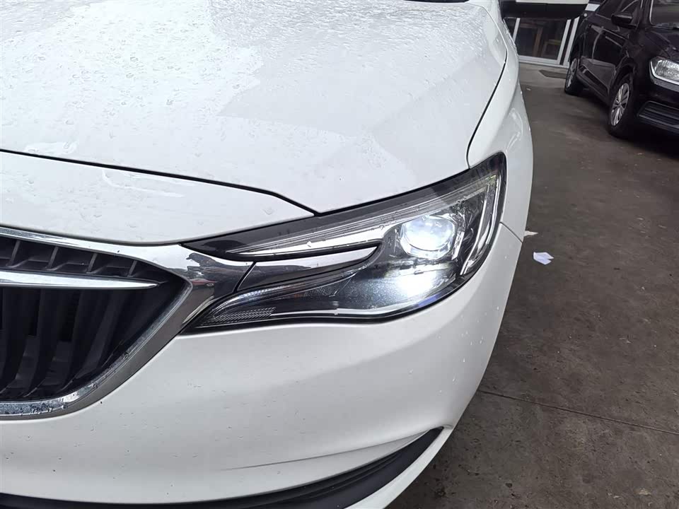 Buick Yinglang