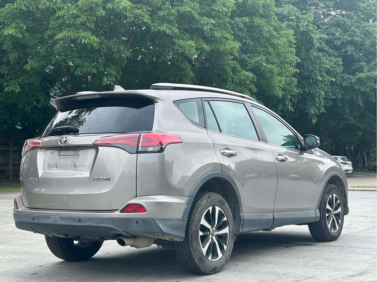 Toyota RAV4, 2016 7