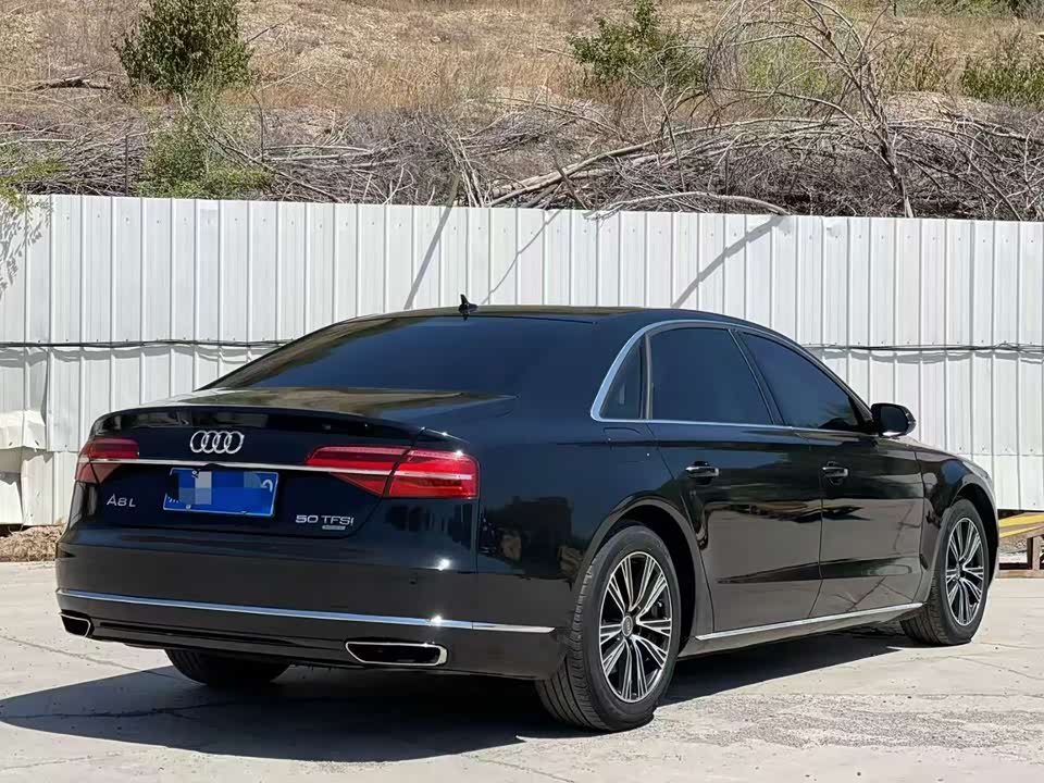 Audi A8