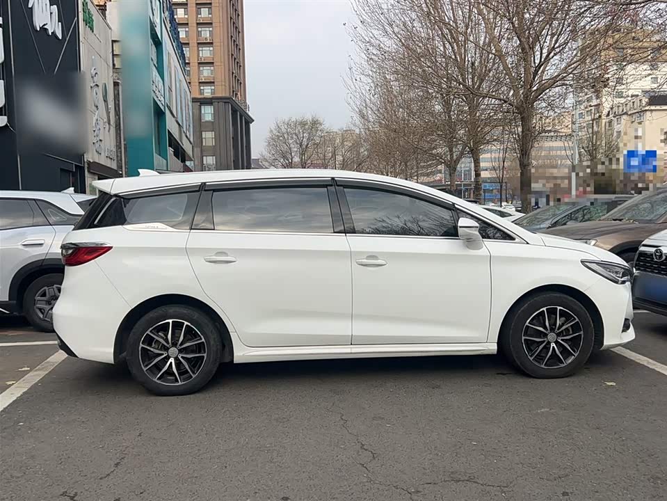 BYD Song MAX